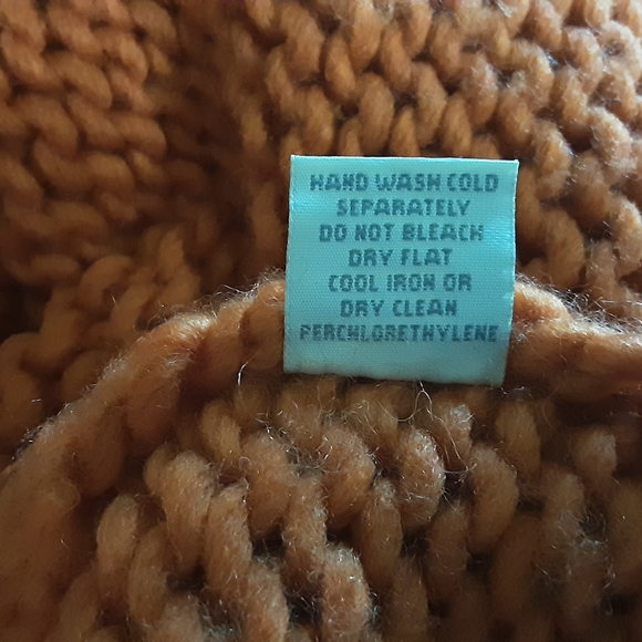 HAND KNIT ITALIAN COMFY CABLE COWL NECK SWEATER S/M - Picture 5 of 5